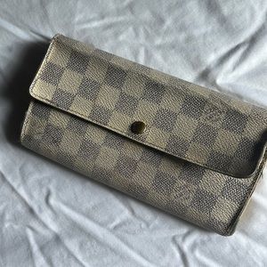 Louis Vuitton Wallet
